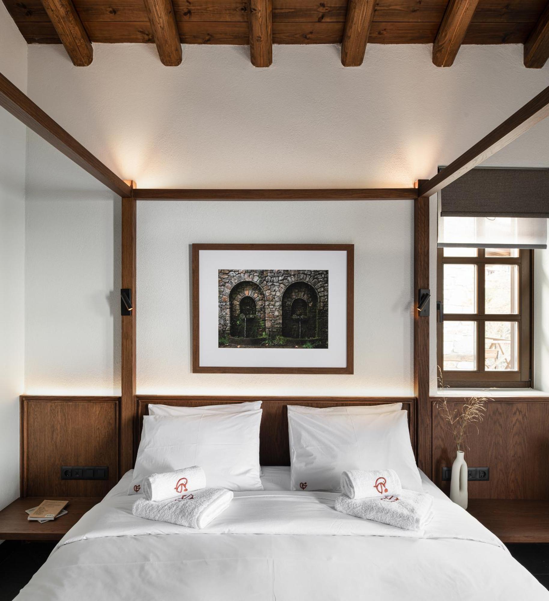 Unedo All Seasons Boutique Hotel Palaios Panteleimonas Bagian luar foto