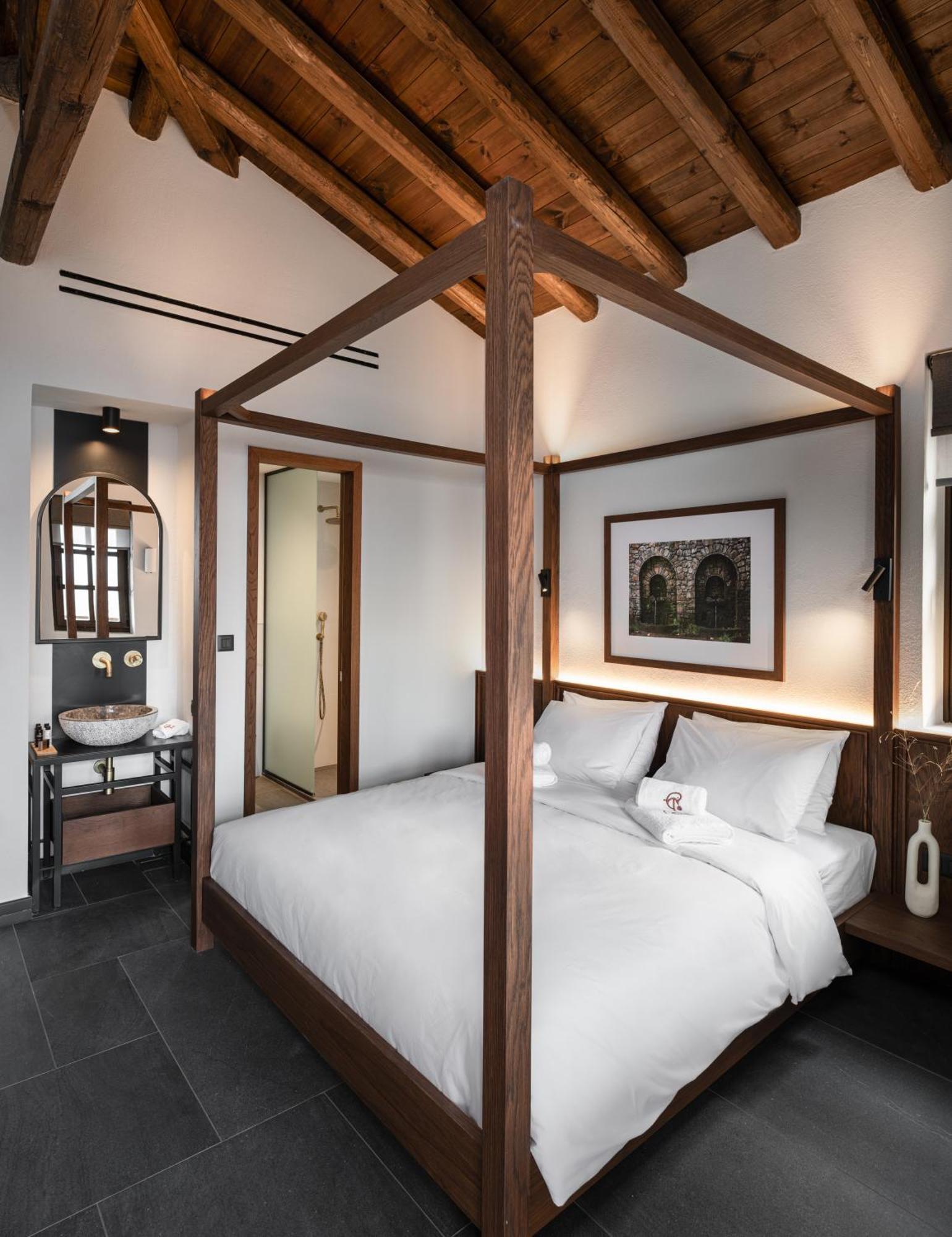 Unedo All Seasons Boutique Hotel Palaios Panteleimonas Bagian luar foto